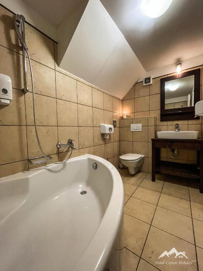 Hotel Liptov Holiday *** Liptovský Trnovec Екстериор снимка